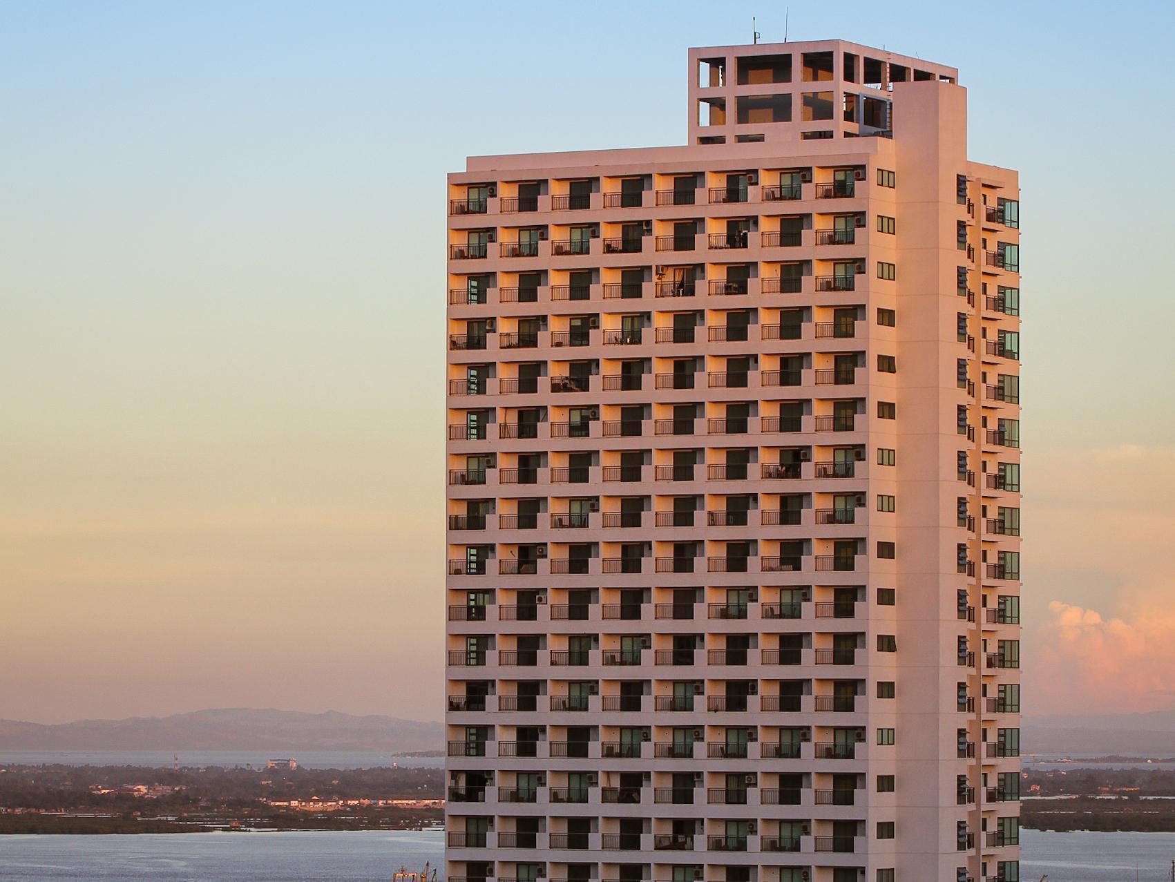 City Suites Ramos Tower Cebu Extérieur photo
