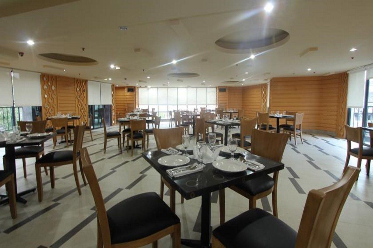 City Suites Ramos Tower Cebu Extérieur photo