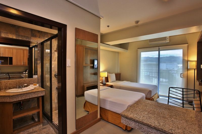 City Suites Ramos Tower Cebu Extérieur photo