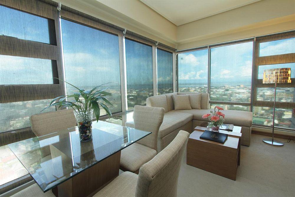 City Suites Ramos Tower Cebu Extérieur photo